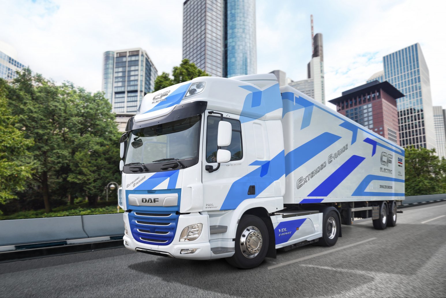 DAF presents zero-emissions LF Electric at Freight in the City Expo