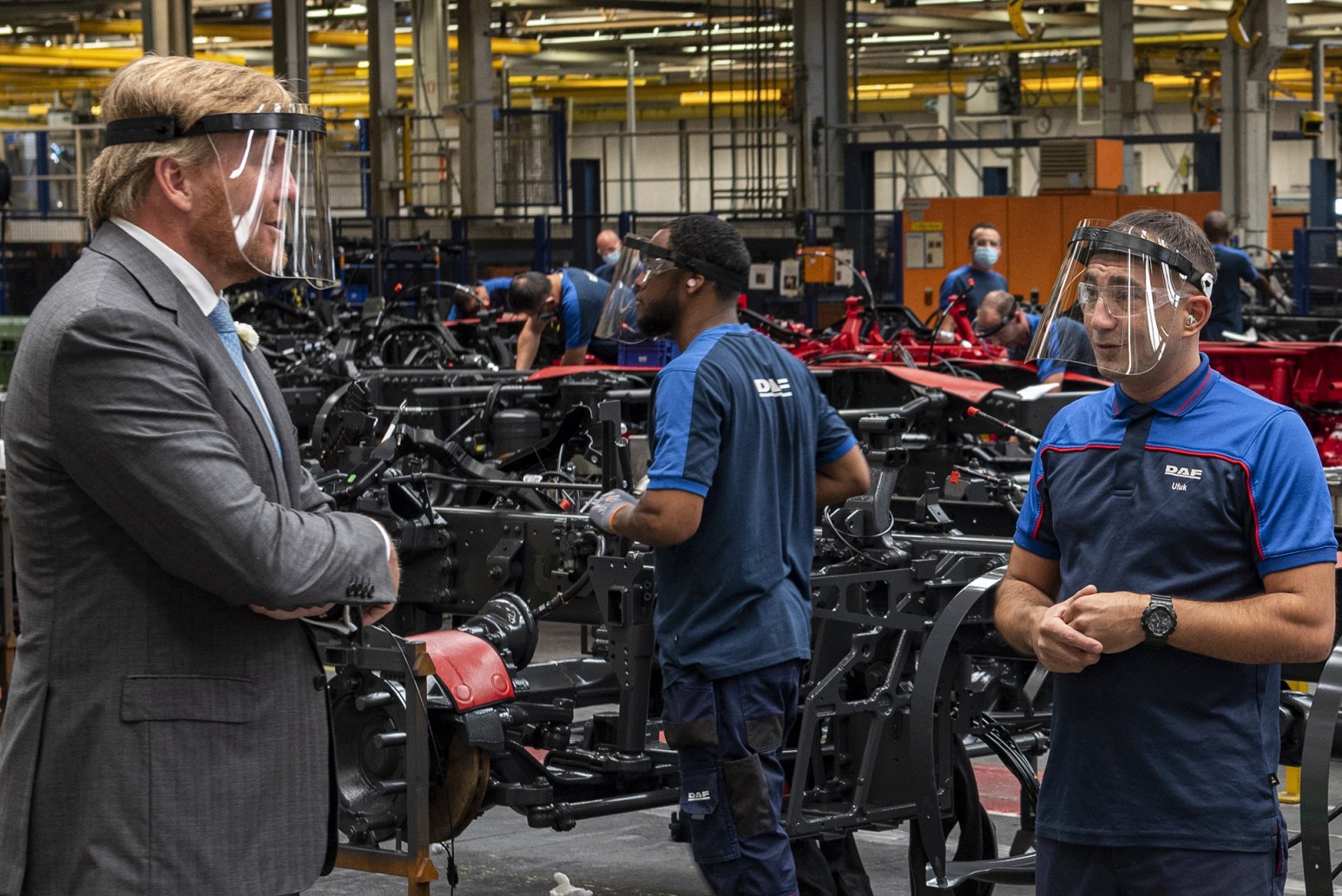 King Willem-Alexander visits DAF Trucks