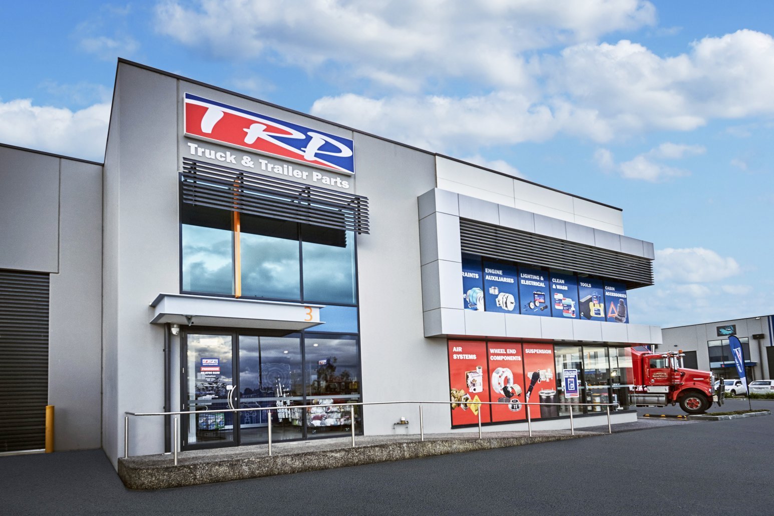 PACCAR Achieves Excellent Quarterly Revenues and Earnings Strong Truck Deliveries and Aftermarket Sa