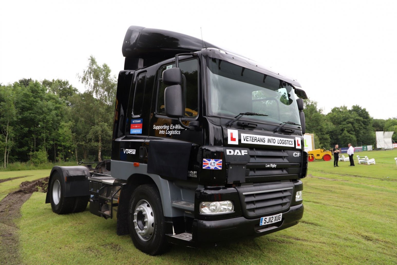Veterans into Logistics names DAF truck in memory of Fusilier Lee Rigby